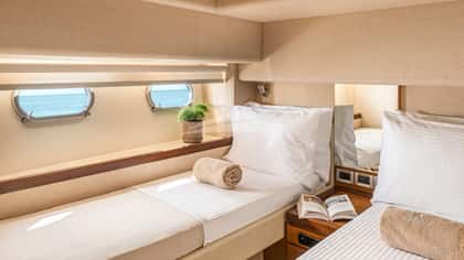 ESCAPE 20m motor yacht charter, photo 12