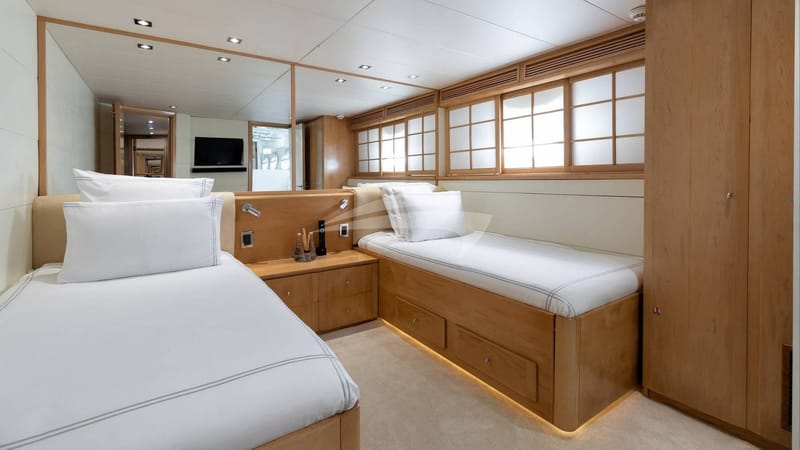 Twin Cabin