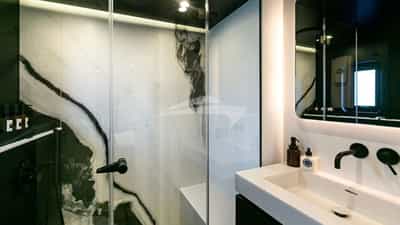 Guest ensuite