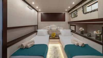 Twin Cabin 2