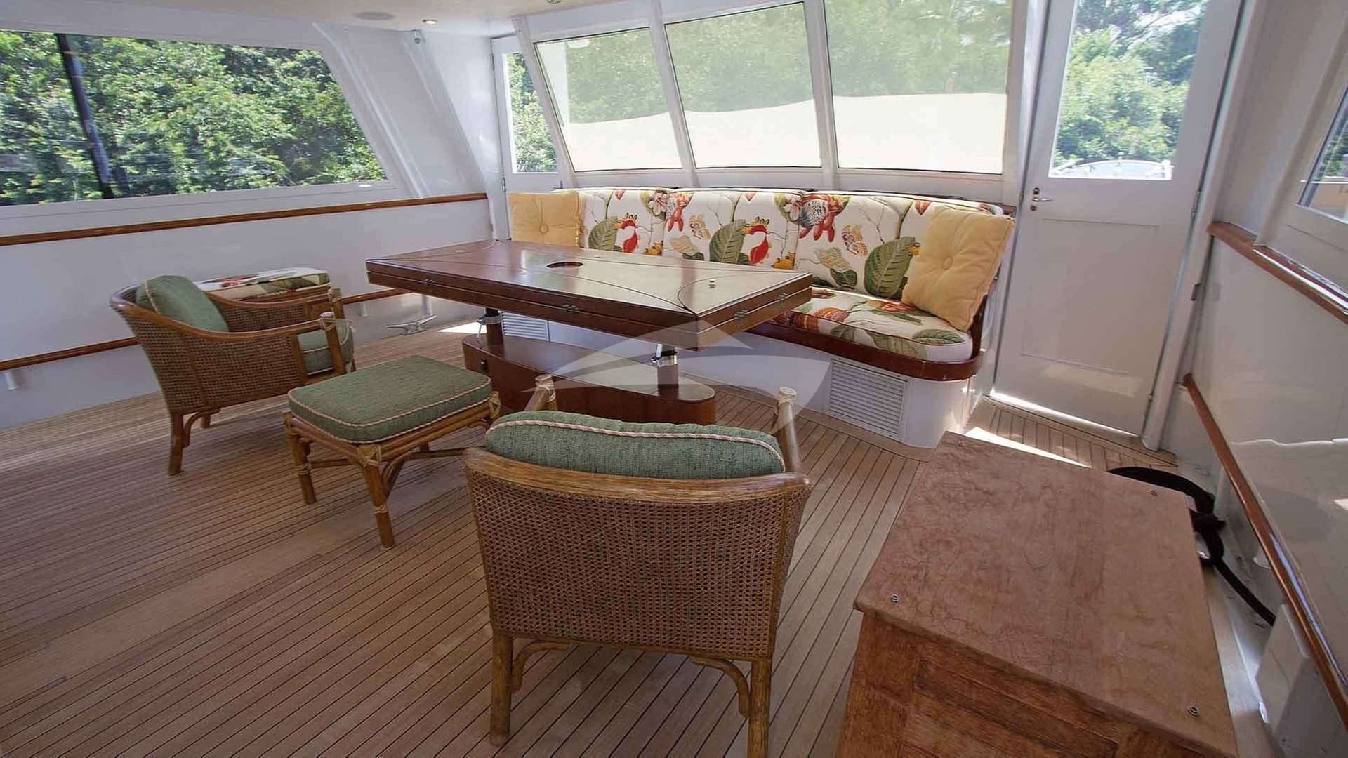 Deck Dining