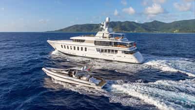 Gladiator with Tender