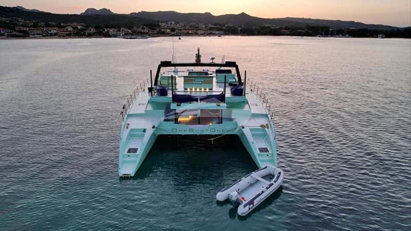 ONE SHOT ONE 27m motor yacht charter, photo 4