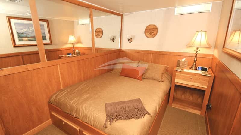 SAFARI QUEST 37m motor yacht charter, photo 9