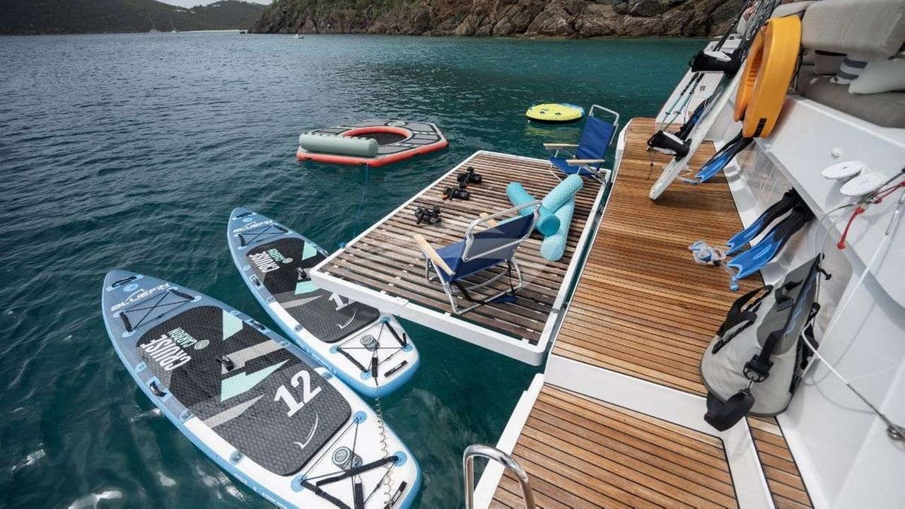 SUN DAZE, photo from the yacht portfolio 16