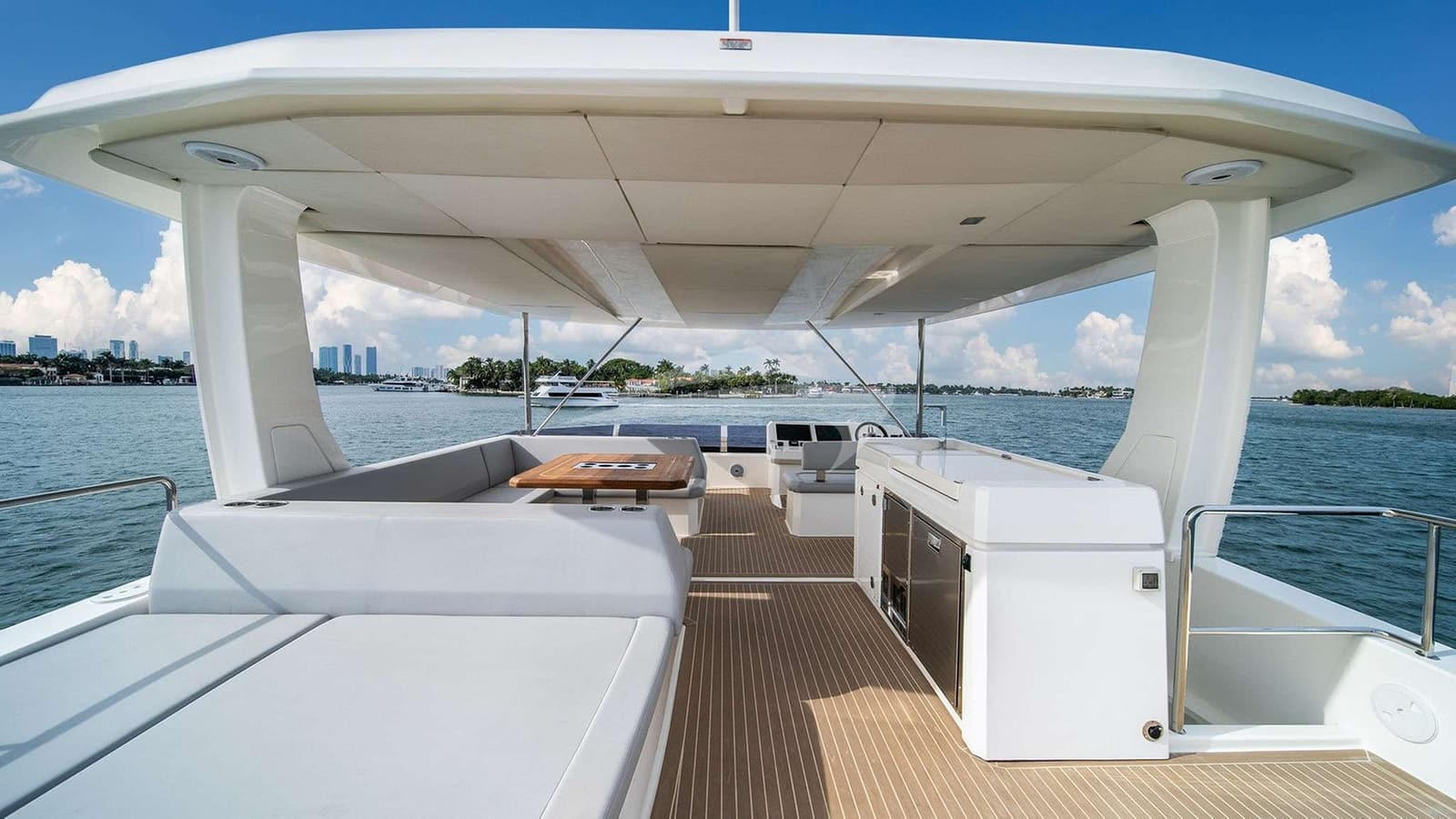 INNER PEACE, Aufnahme aus dem Yachtportfolio 12