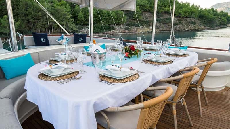 VISTA MARE 30m motor yacht charter, photo 4