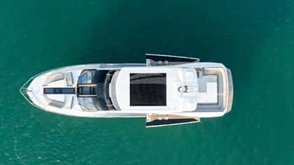 SEVEN SEAS 21m motor yacht charter, photo 11