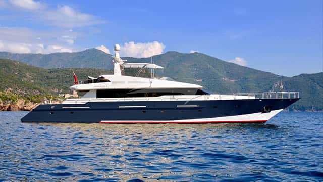 SPICE OF LIFE 31m motor yacht for charter