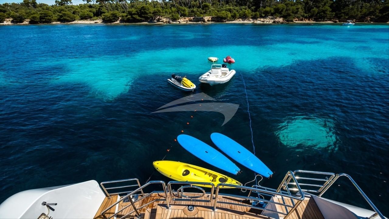 Swim Platform & Toys