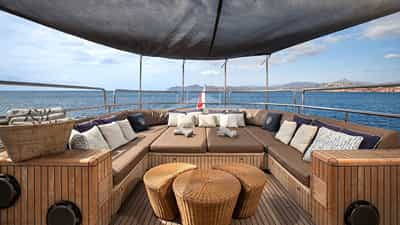 Deck Seating