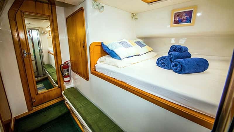 QUEST 17m sailing yacht charter, photo 10