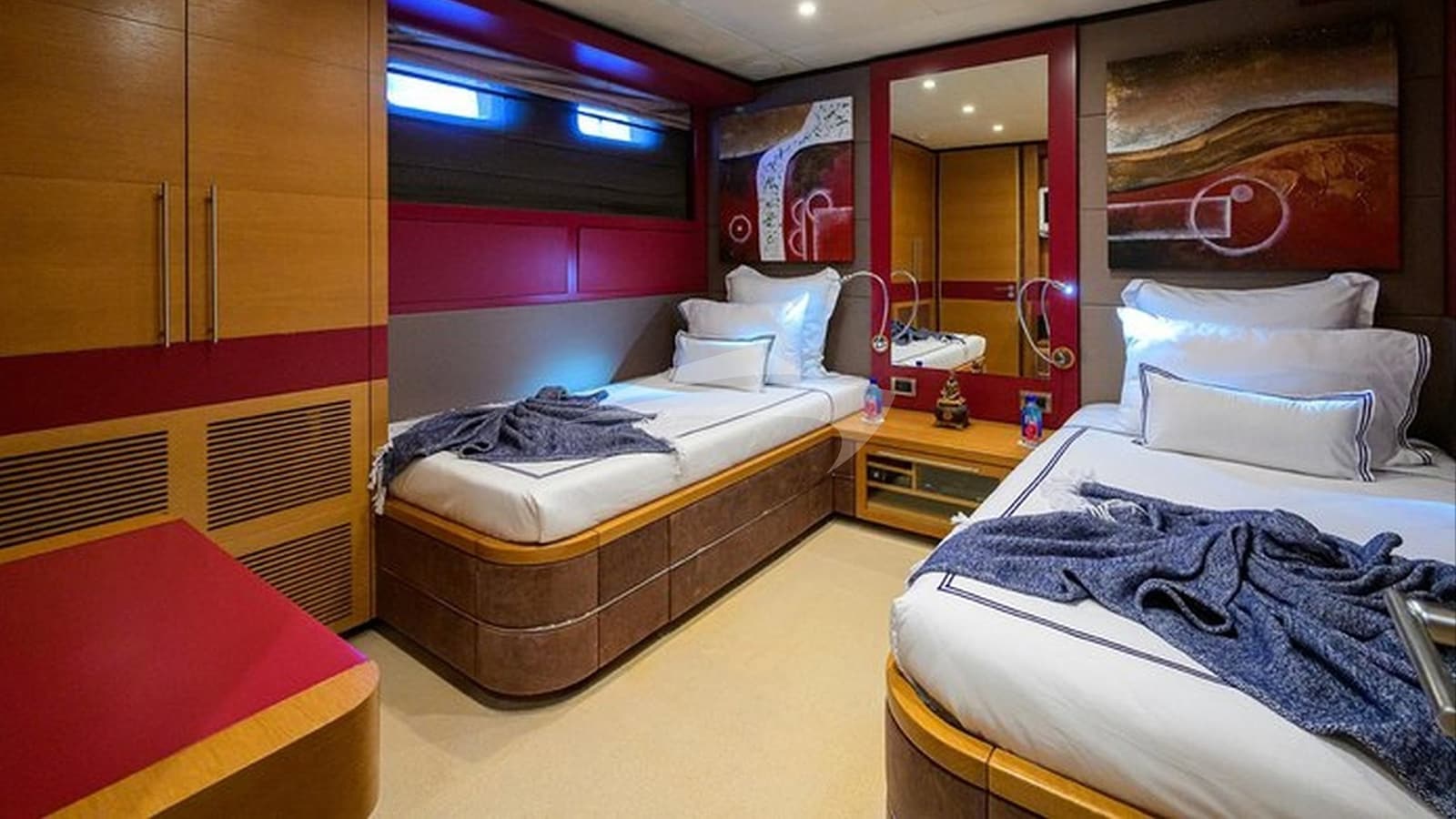 KIMBERLIE, photo from the yacht portfolio 19