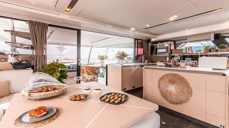 THE BLUE DREAM 20m sailing yacht charter, photo 3