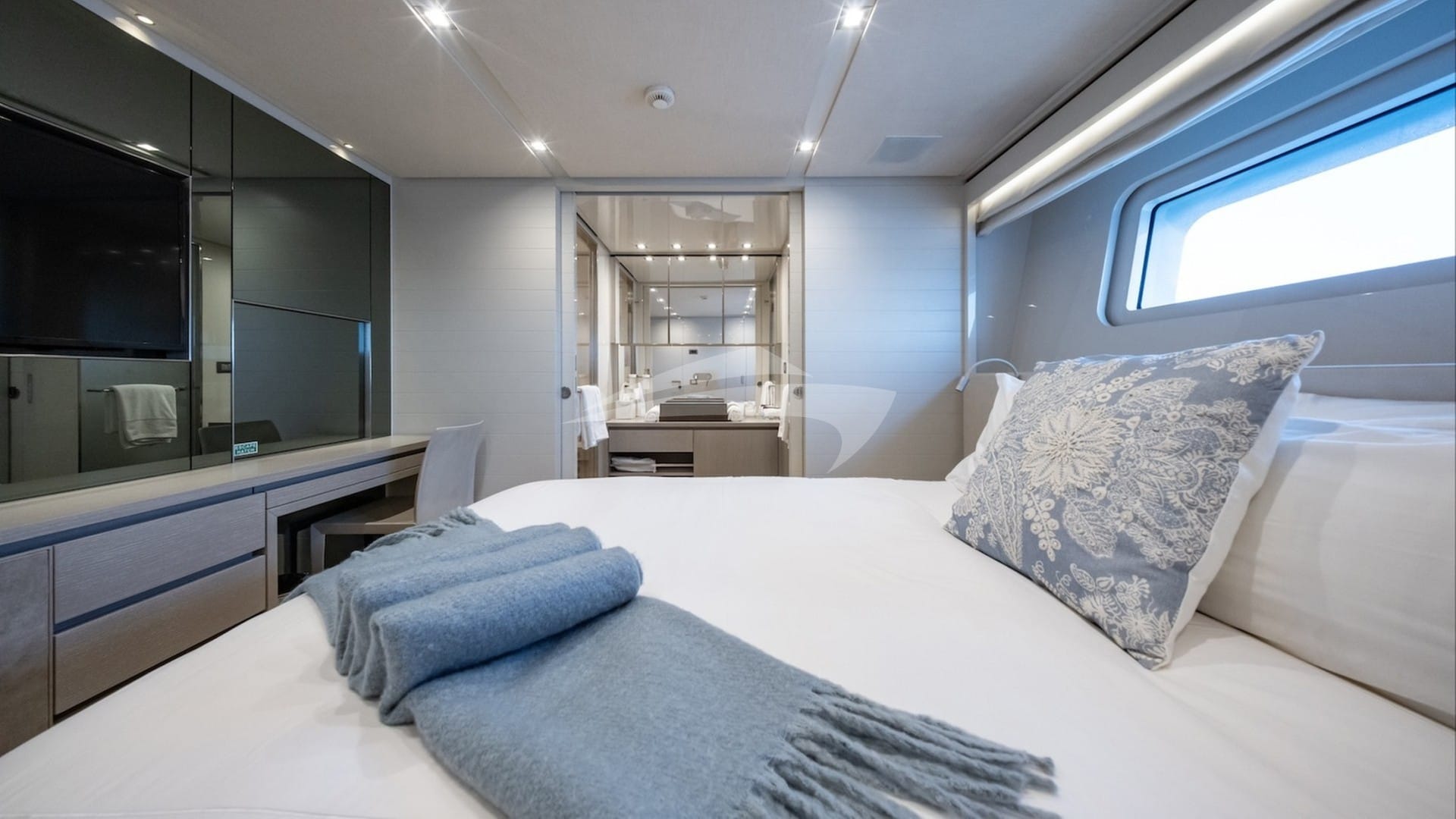 VIP stateroom with double bed