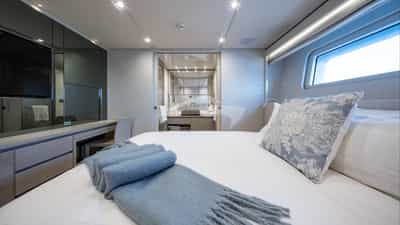 VIP stateroom with double bed