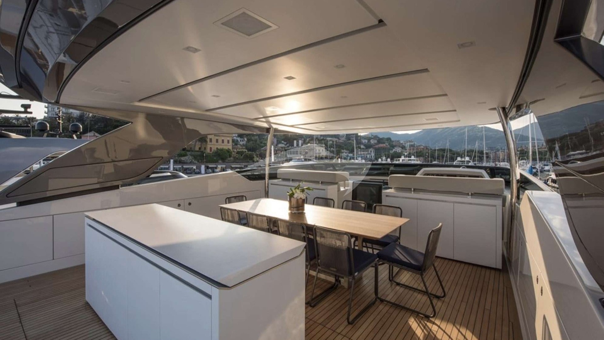 Flybridge