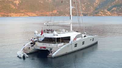 Ipharra at anchor