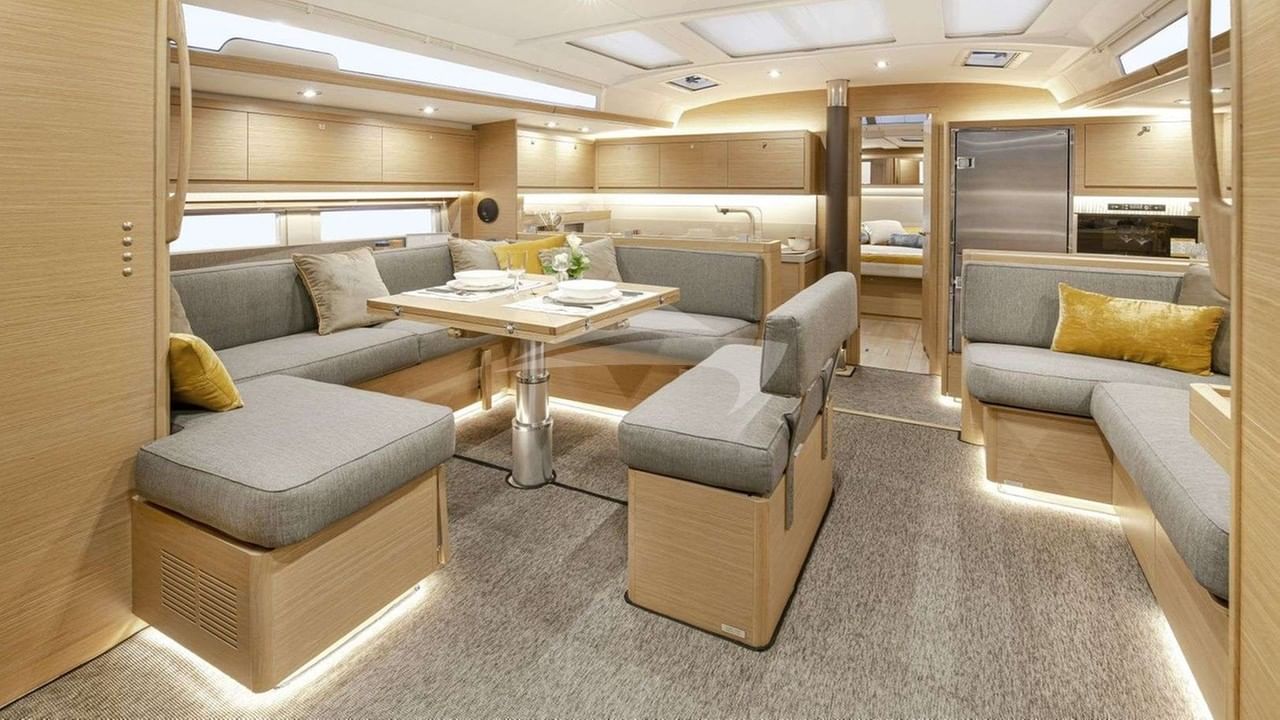 FACTORY SALOON DINING