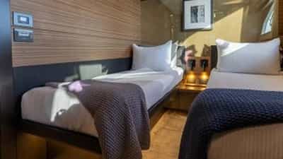 Twin Cabin