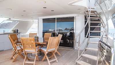 Skylounge Deck Dining