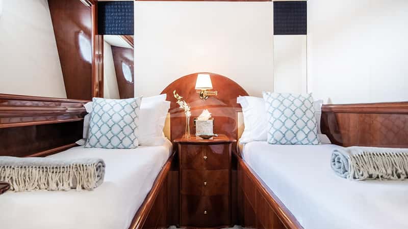 OUTTA TOUCH 32m motor yacht charter, photo 7