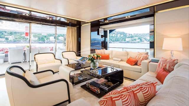 SOULMATE yacht charter photo 4