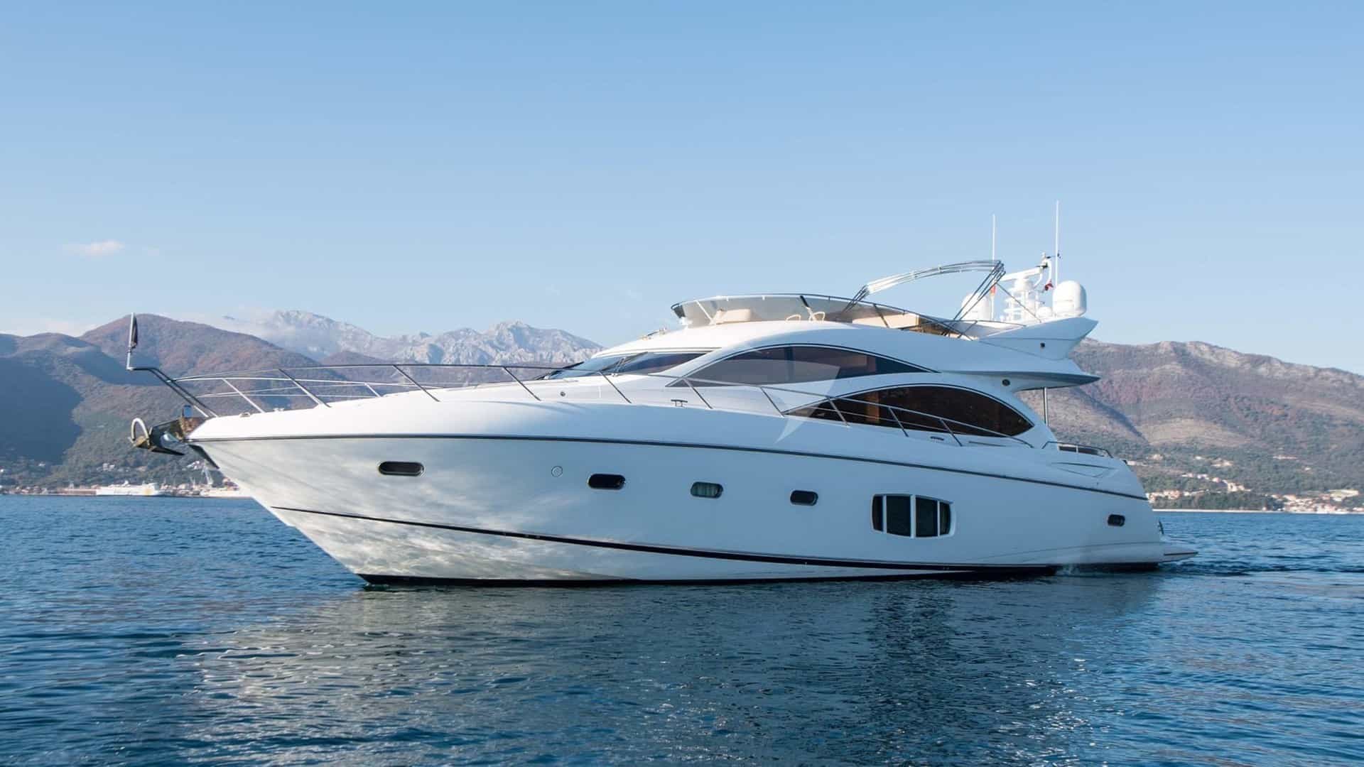 CALA DI LUNA yacht charter
