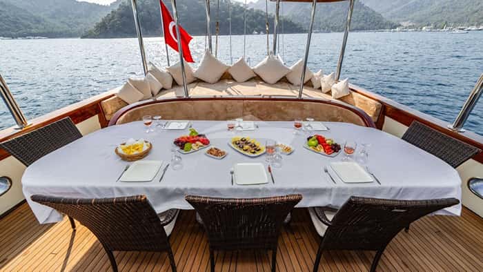 AMAZON SOLO 28m motor yacht charter, photo 3