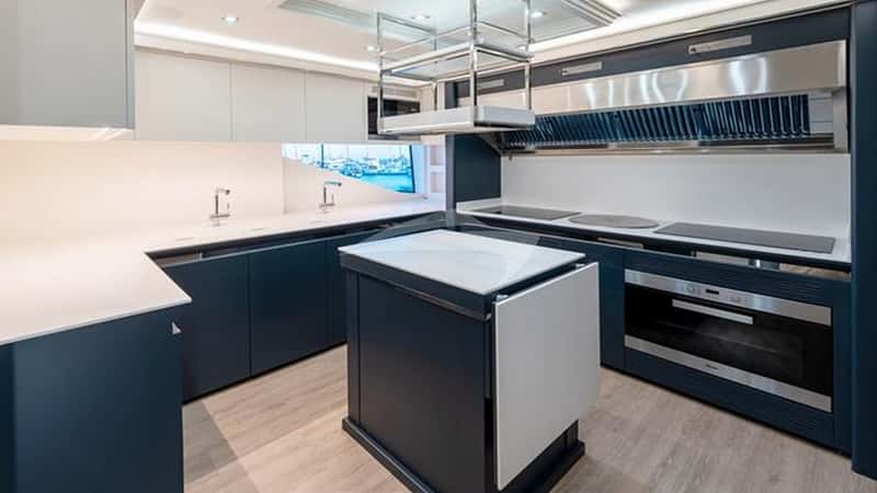 PROVOCATEUR 50m motor yacht charter, photo 5