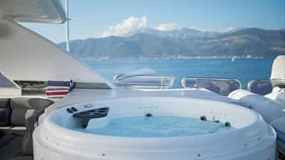 Jacuzzi