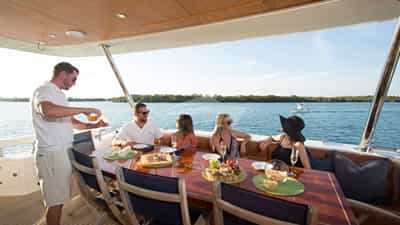 Aft Deck Lounge & Dinning