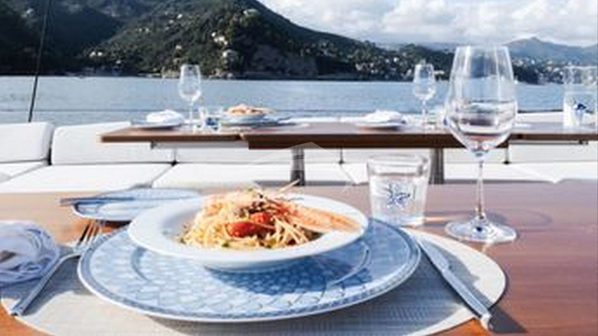 Deck Dining Detail