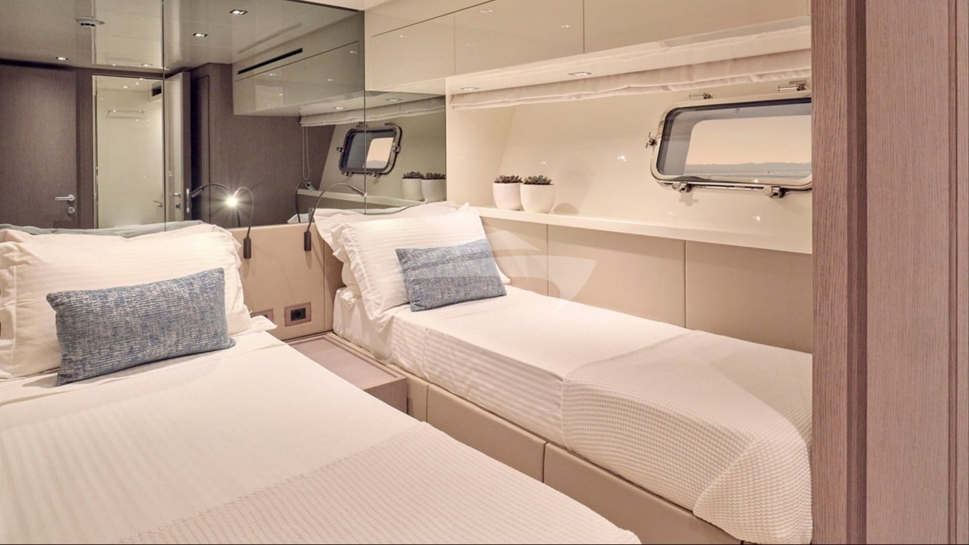 Twin Cabin