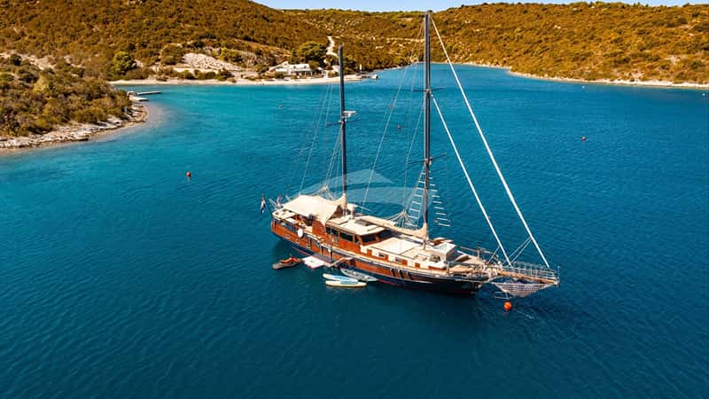 PACHA 28m sailing yacht charter, photo 4