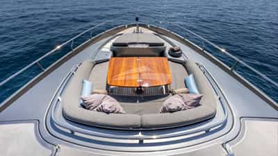 Bow Seating
