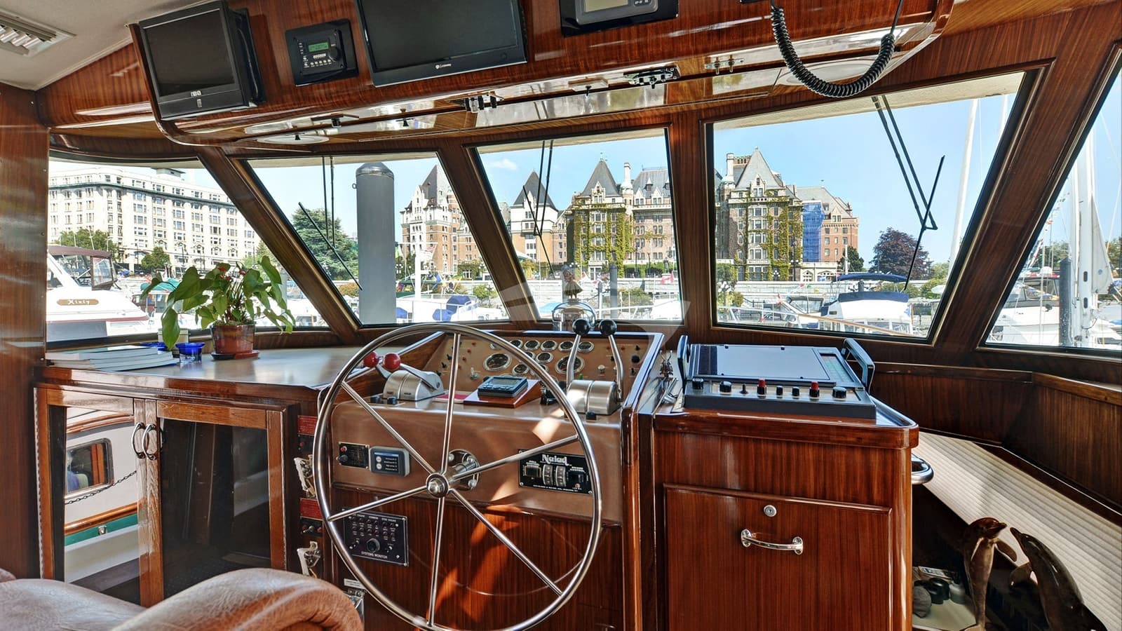 NORTHERN LIGHT, photo from the yacht portfolio 6