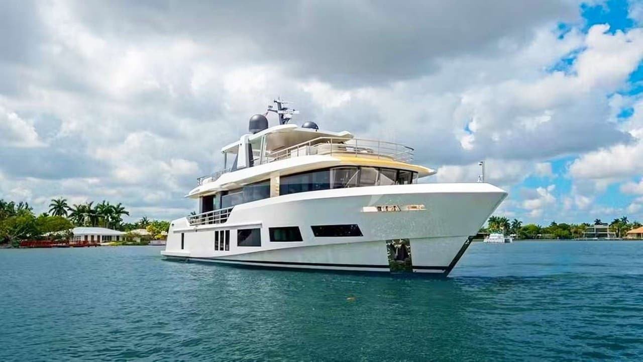 CYRA, photo from the yacht portfolio 14