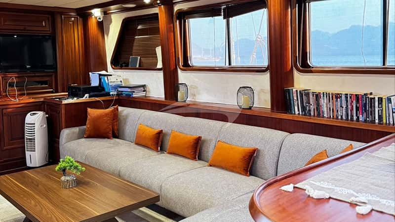 KAPTAN MEHMET BUGRA 34m motor yacht charter, photo 9
