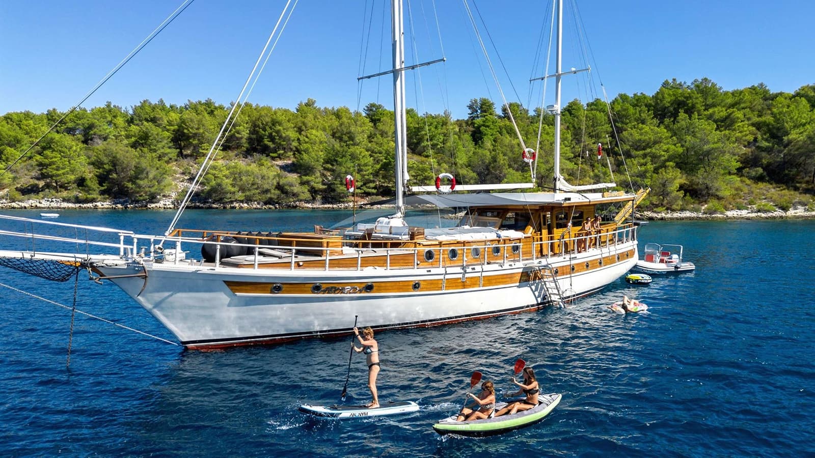 ABORDA, photo from the yacht portfolio 15
