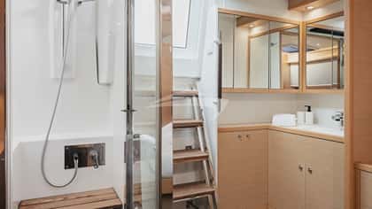 BALTHAZAR 17m sailing yacht charter, photo 12