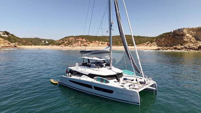 CATALYST 18m sailing yacht charter, photo 2