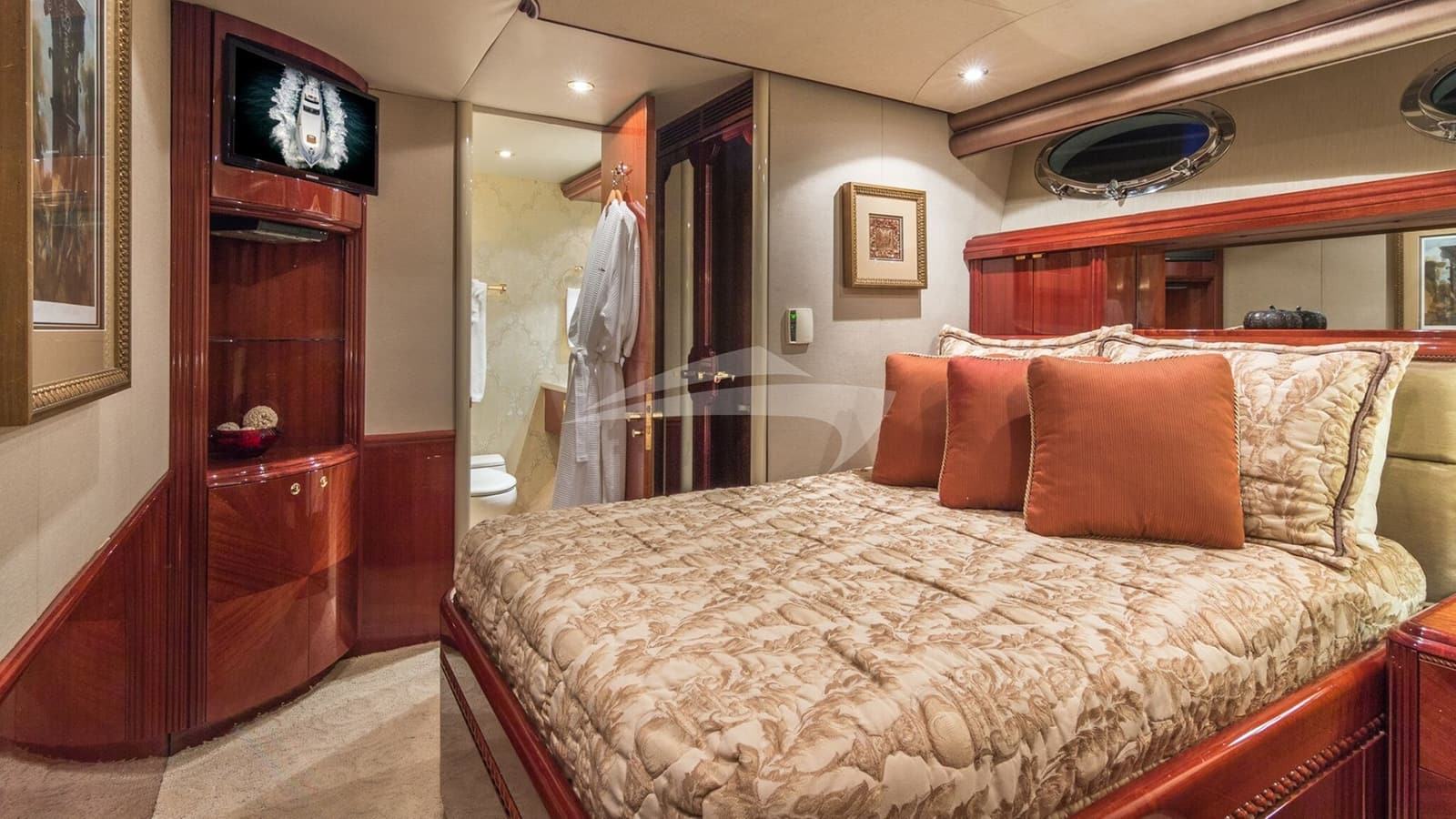 CEDAR ISLAND, photo from the yacht portfolio 19