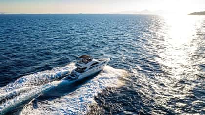 CARINA 14m motor yacht charter, photo 11