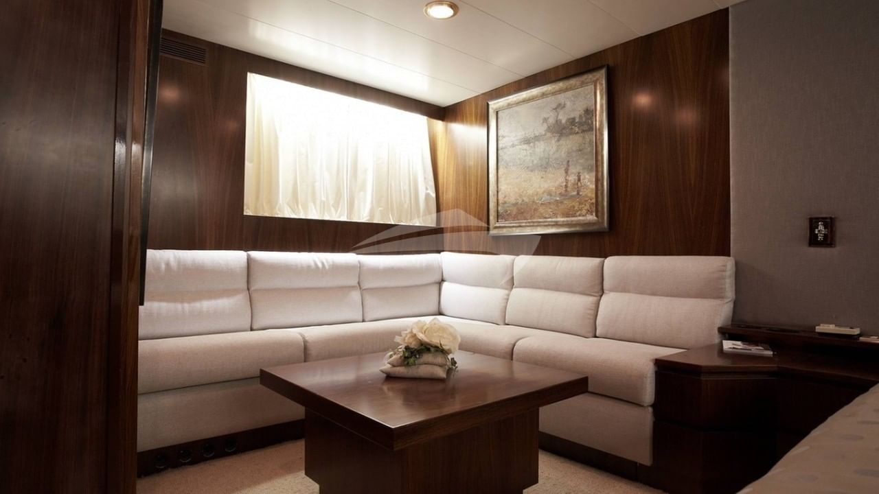 Master Stateroom Lounge