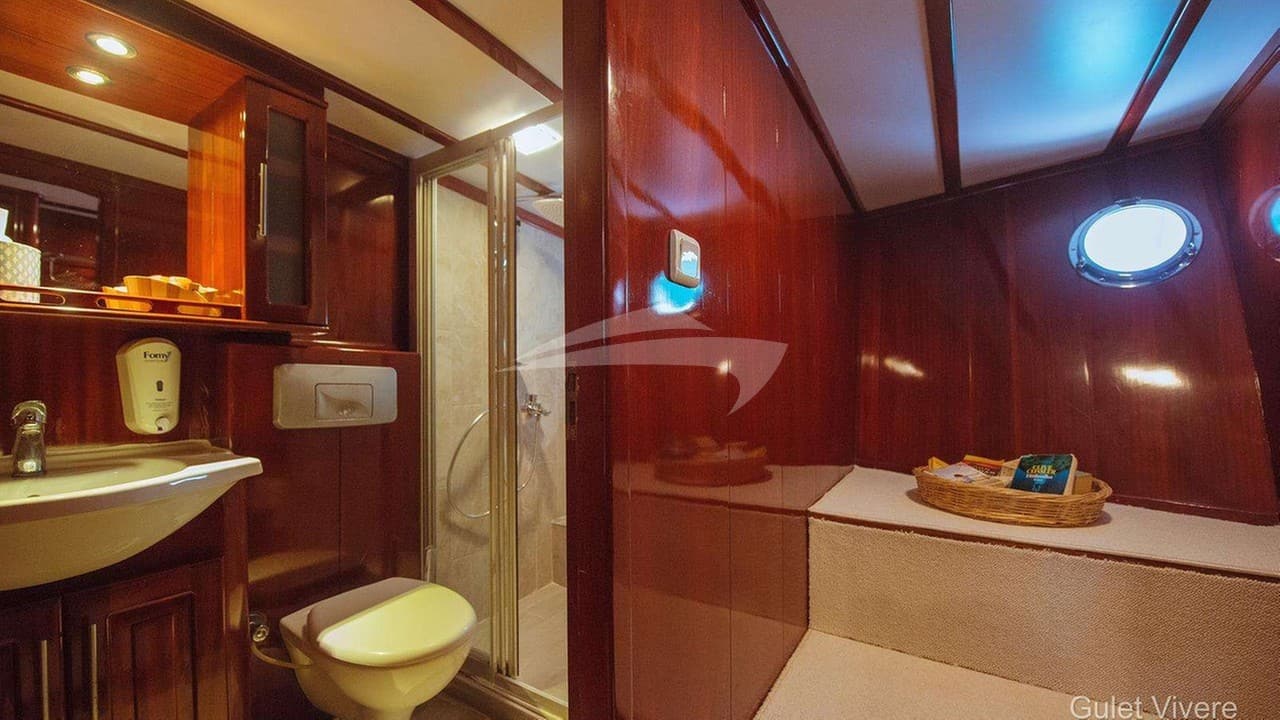 PHOENIX BRONZE, photo from the yacht portfolio 22