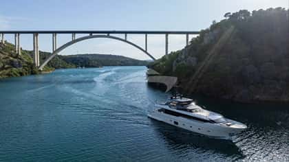 DESTINO 29m motor yacht charter, photo 7