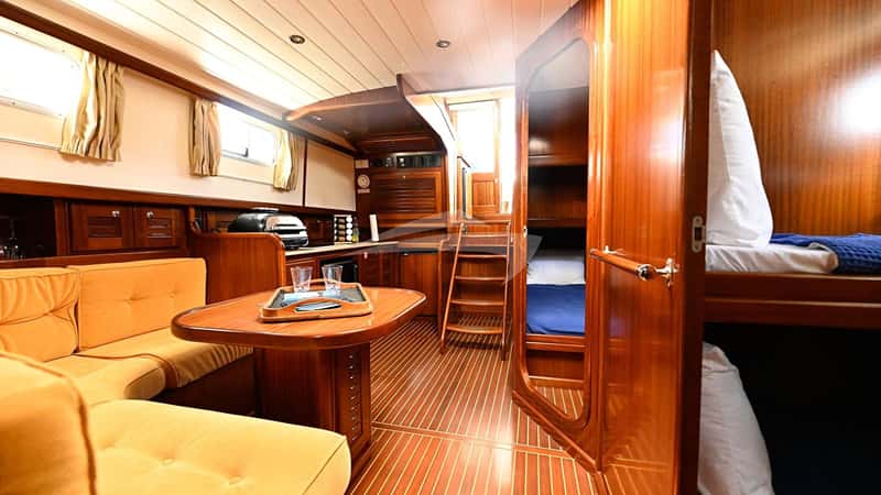 BUCCARA XV 16m motor yacht charter, photo 8