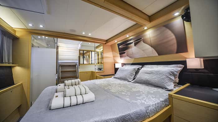 AURA 17m sailing yacht charter, photo 4