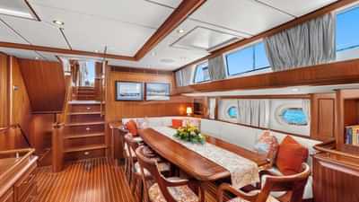 Lower salon and dining